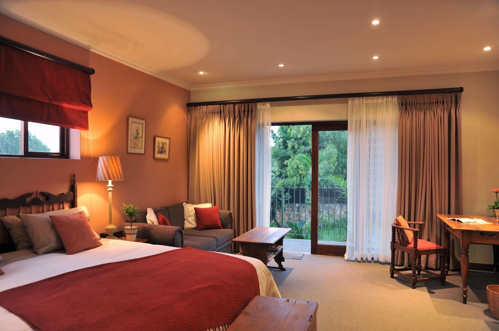 Claires Of Sandton Luxury Guest House Johannesburg Eksteriør billede